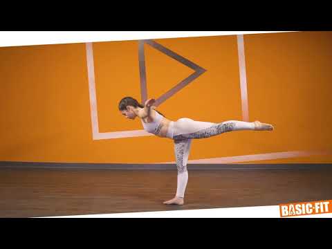 Yoga para tonificar glúteos y piernas (I) | Basic-Fit Goals